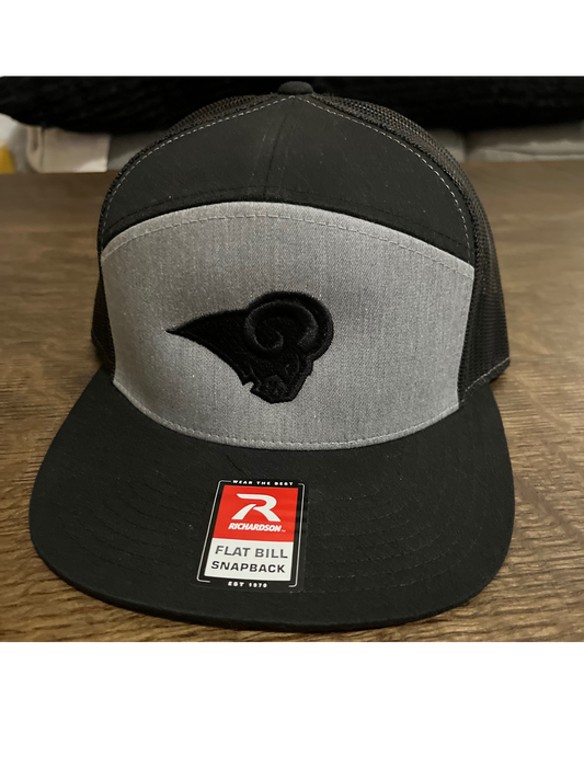 7 Panel Hat w/Ram Head