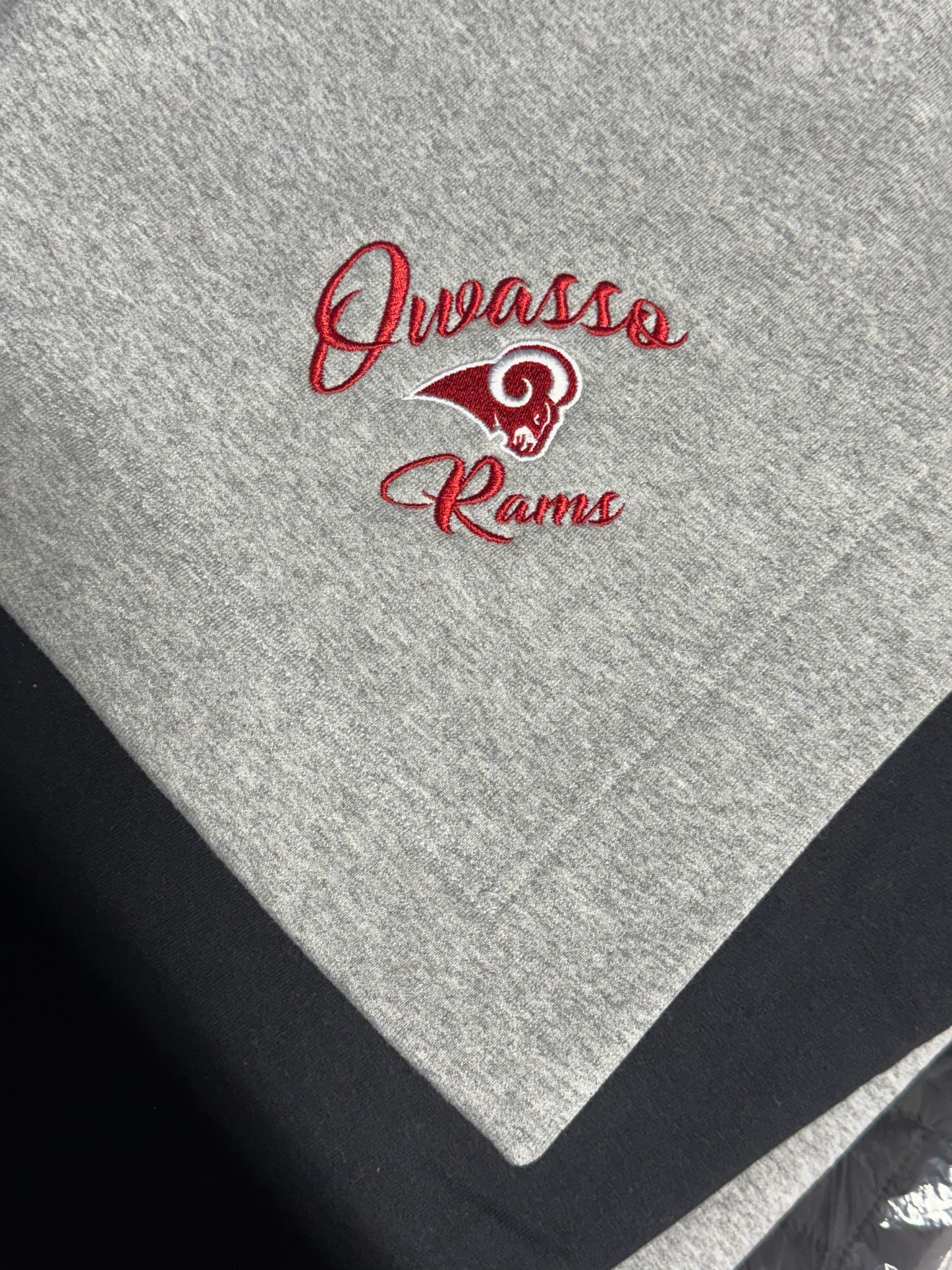 Gildan Blanket w/Owasso Rams